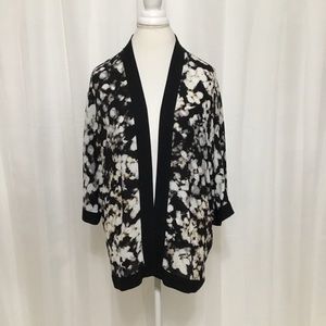 Apt. 9 Women’s Floral Kimono size Small